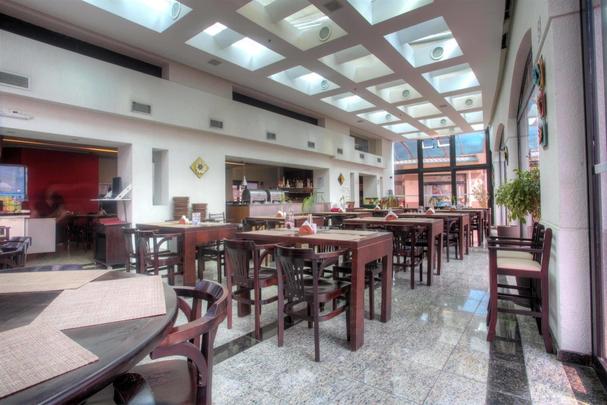 Travel Inn Osasco Zewnętrze zdjęcie