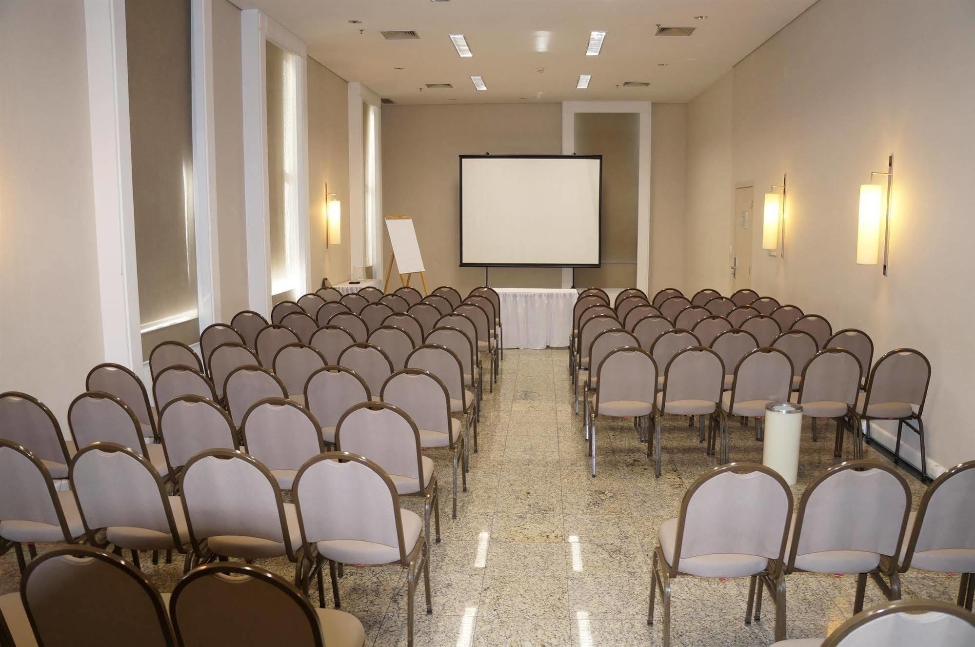 Travel Inn Osasco Zewnętrze zdjęcie